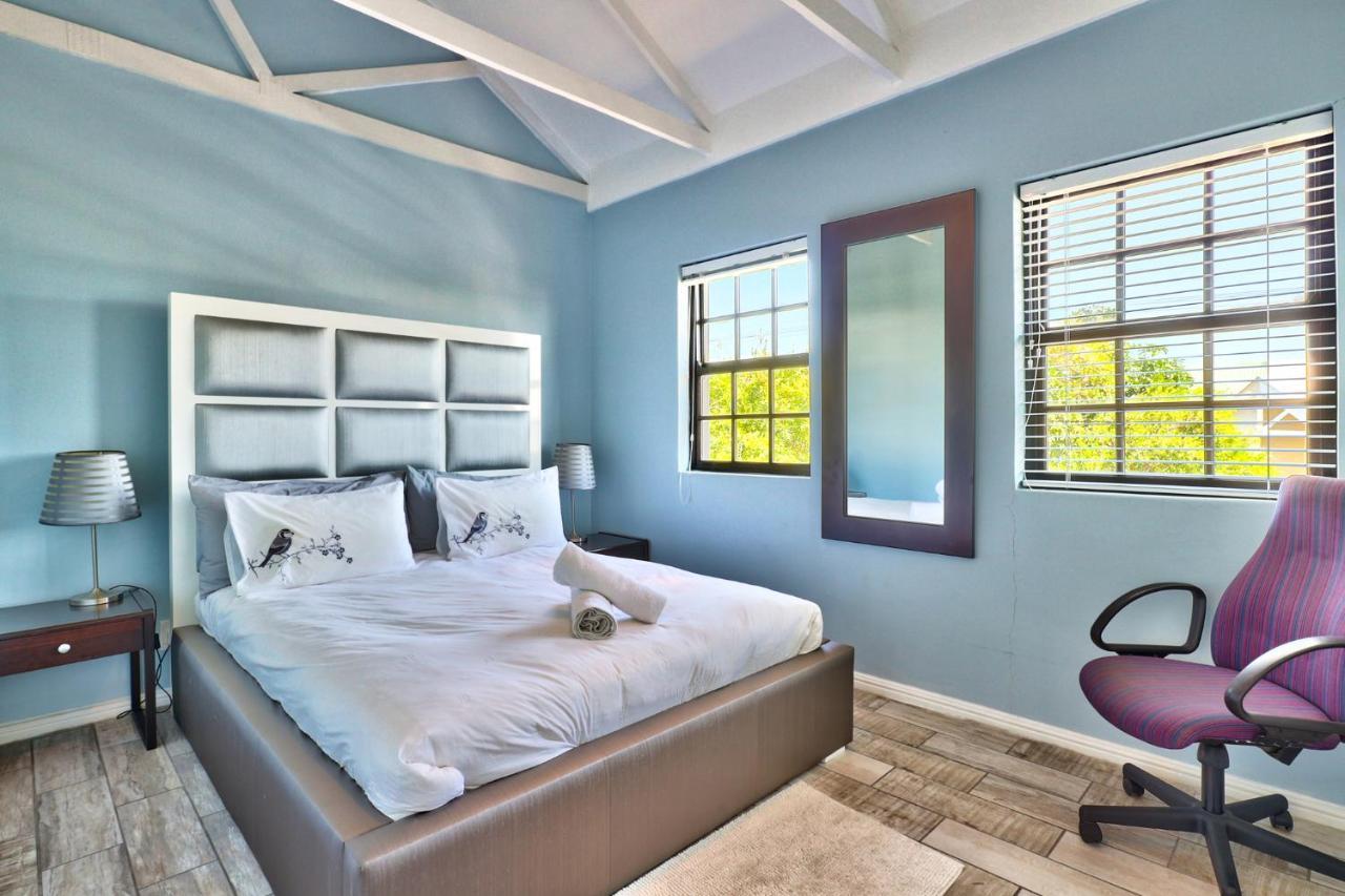 Apartment Milton Mews Cape Town