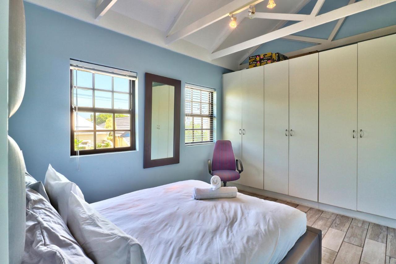 Milton Mews Cape Town